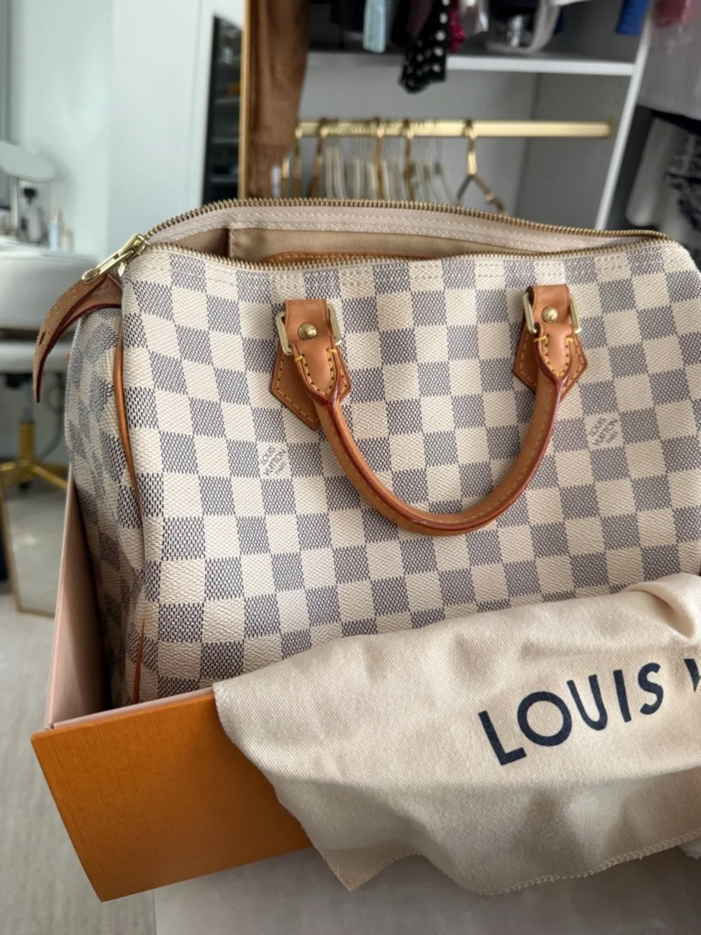 Louis Vuitton Damier Azur speedy 30 in Beige and Tan - Picture 10 of 16